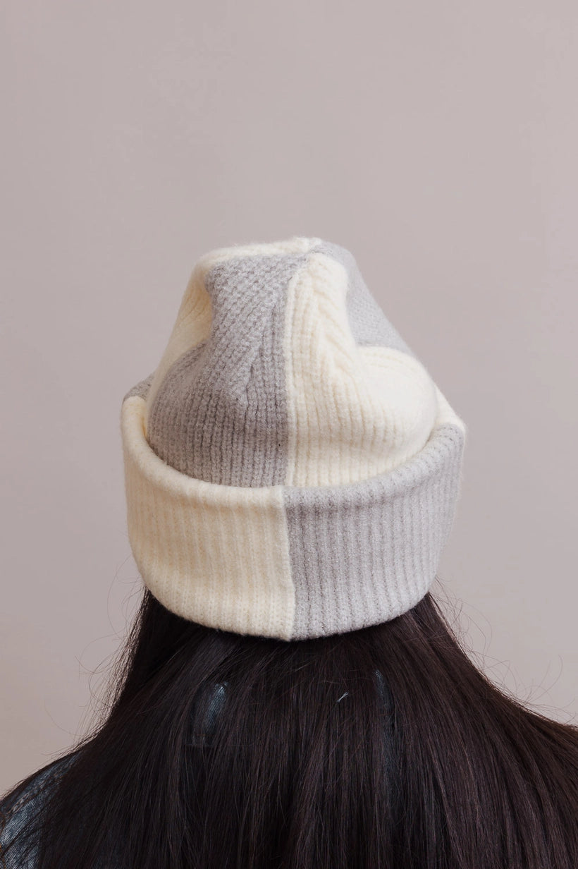 Oversized  Knitted Beanie/ Grey